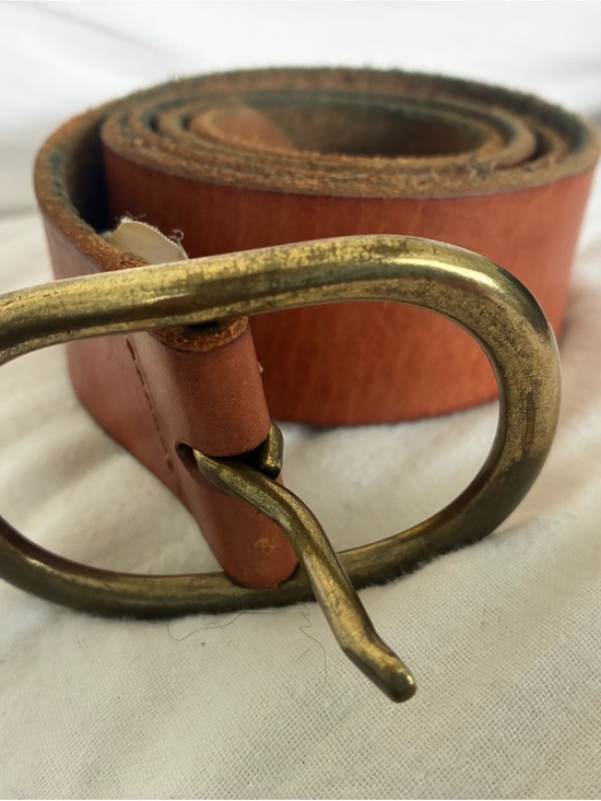 GAP Accessories - GAP Brown Leather Belt with Antique Gold Buckle